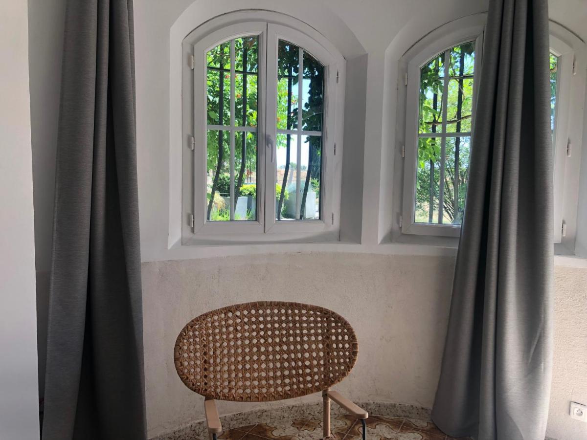 Ventabren La Tour- Pigeonnier Provencal - Mas Des Sous Boisヴィラ エクステリア 写真